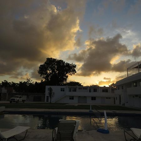 Guest House Stone Wall Residences Cancún Kültér fotó